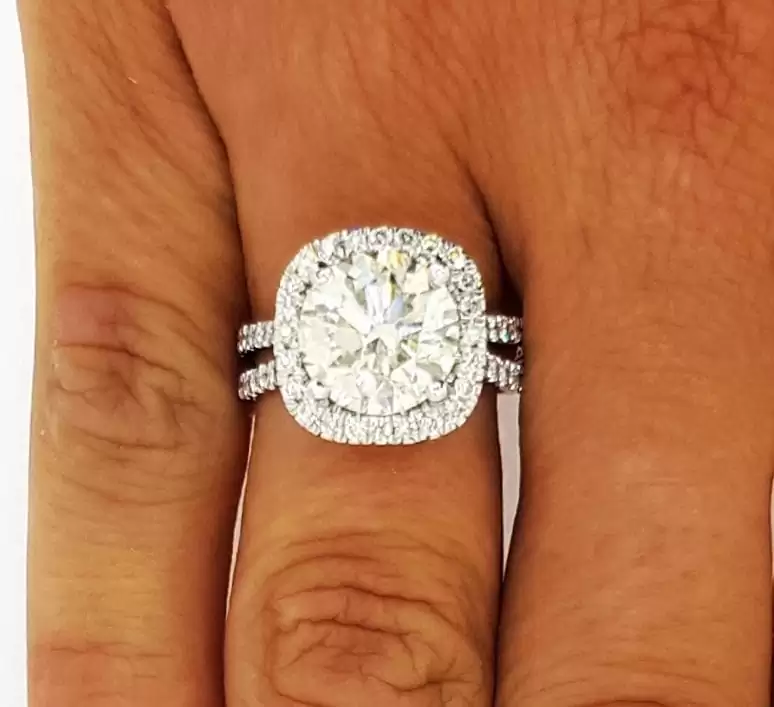 5.25 Carat Round Cut Diamond Engagement Ring 18K White Gold